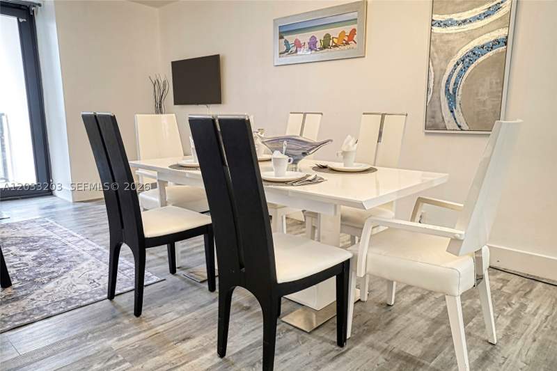 1 bedroom Condominium at 5225 Collins Ave 1204, The Alexander Condo, Miami Beach — photo 4
