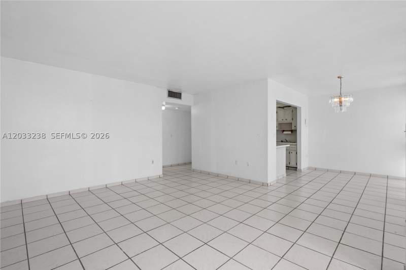 1 bedroom Condominium at 8001 Byron Ave 3C, Byron Towers Condo, Miami Beach — photo 4