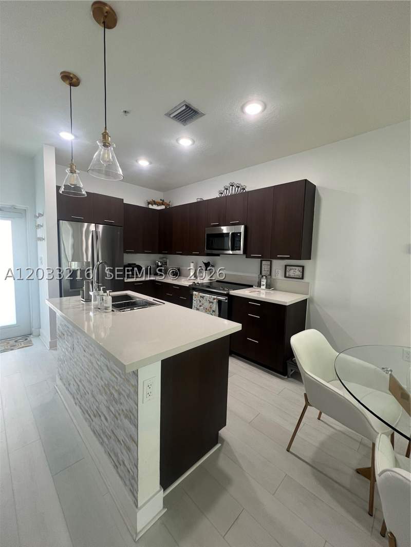 3 bedroom Condominium at 4670 NW 84th Ave 32, Urbana At The Residences, Doral — photo 3