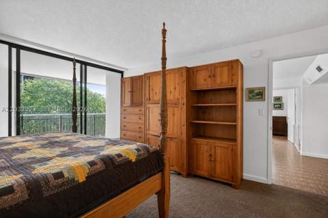 2901 S Bayshore Dr 4A, Miami FL - photo 15 of 32