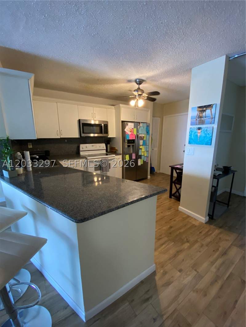 2 bedroom Condominium at 1660 NE 191st St 413-1, Jade Winds Group Allamand, Miami — photo 4