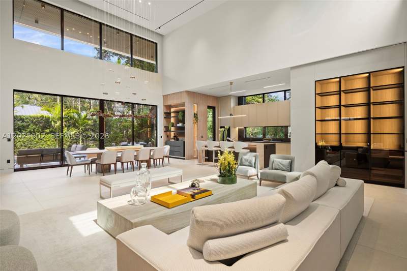 6 bedroom SingleFamilyResidence at 7895 SW 52nd Ct, High Pines Rev Plat Of 2N, Miami — photo 4