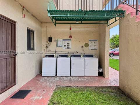 1001 SW 105 Ave 113, Miami FL - photo 13 of 14
