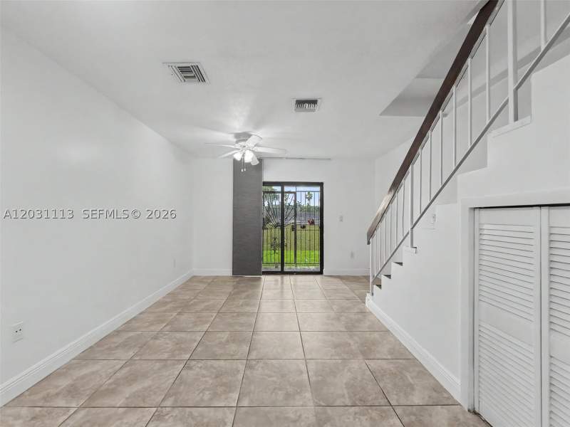 2 bedroom Condominium at 1001 SW 105 Ave 113, Tamiami Village Condo, Miami — photo 5