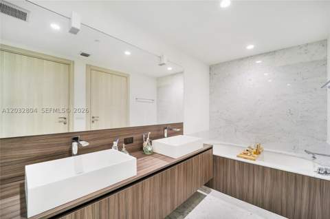 1000 Brickell Plz 4401, Miami FL - photo 12 of 19