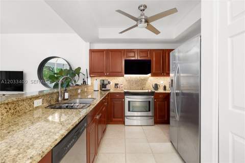 1200 NE 105th St 27, Miami Shores FL - photo 8 of 33