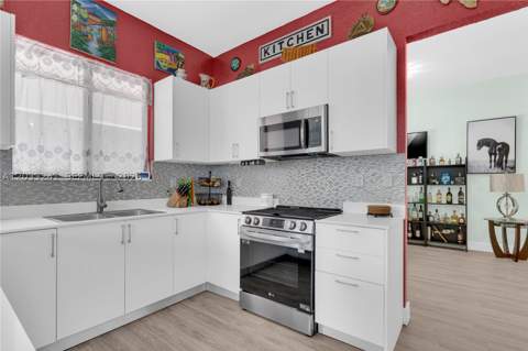 32008 SW 199th Pl, Homestead FL - photo 13 of 60