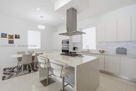 7472 NW 100th Ave, Doral FL - photo 15 of 70