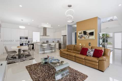 7472 NW 100th Ave, Doral FL - photo 21 of 70