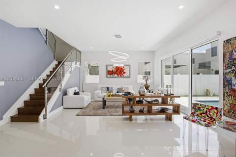 7472 NW 100th Ave, Doral FL - photo 6 of 70