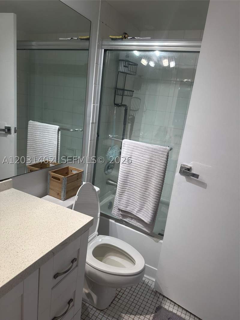 2 bedroom Condominium at 7601 E Treasure Dr 610, The Grand View Palace Cond, North Bay Village — photo 5