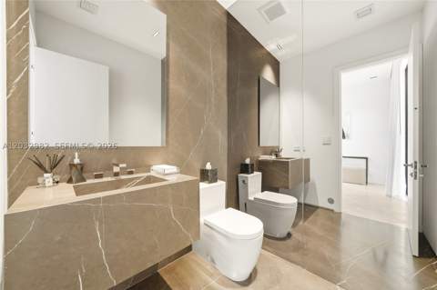 1050 Stillwater Dr, Miami Beach FL - photo 17 of 64