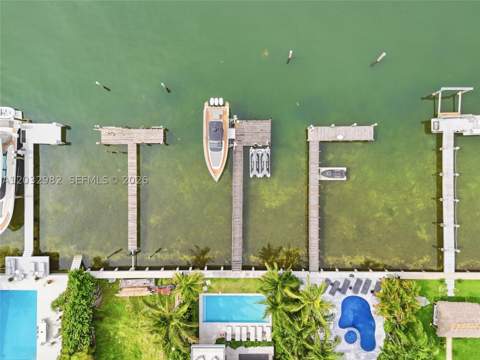 1050 Stillwater Dr, Miami Beach FL - photo 22 of 64