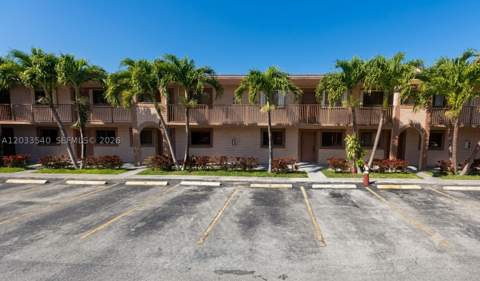 2348 W 56th St 19, Hialeah FL - photo 10 of 10