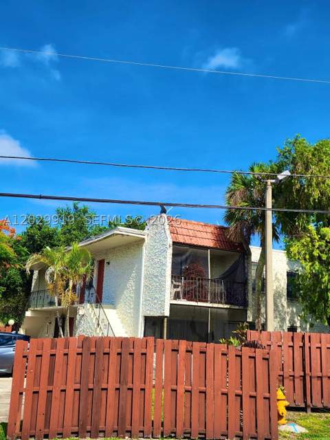 8701 SW 141st St H6, Palmetto Bay FL - photo 13 of 15
