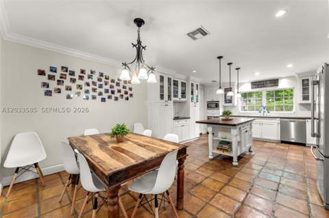 7603 SW 91st Ave, Miami FL - photo 9 of 48