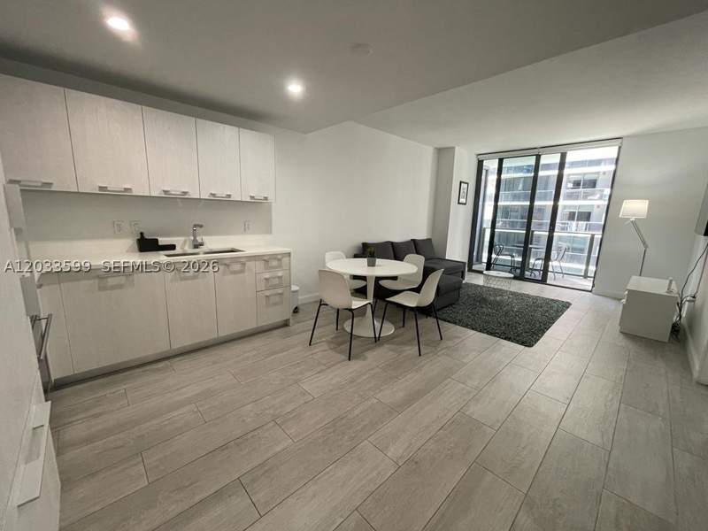 1 bedroom Condominium at 45 SW 9th St 1407, Brickell Heights East Con, Miami — photo 5