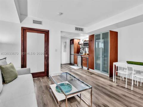 1052 Ocean Dr C203, Miami Beach FL - photo 11 of 36