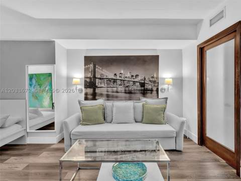 1052 Ocean Dr C203, Miami Beach FL - photo 14 of 36
