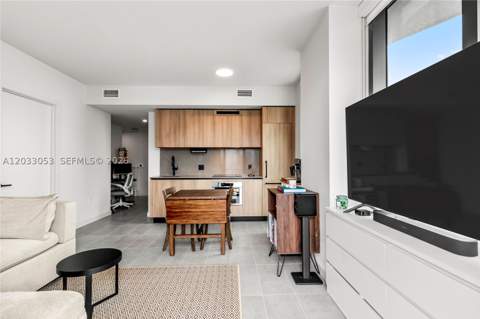 121 NE 5th St 2401, Miami FL - photo 16 of 34