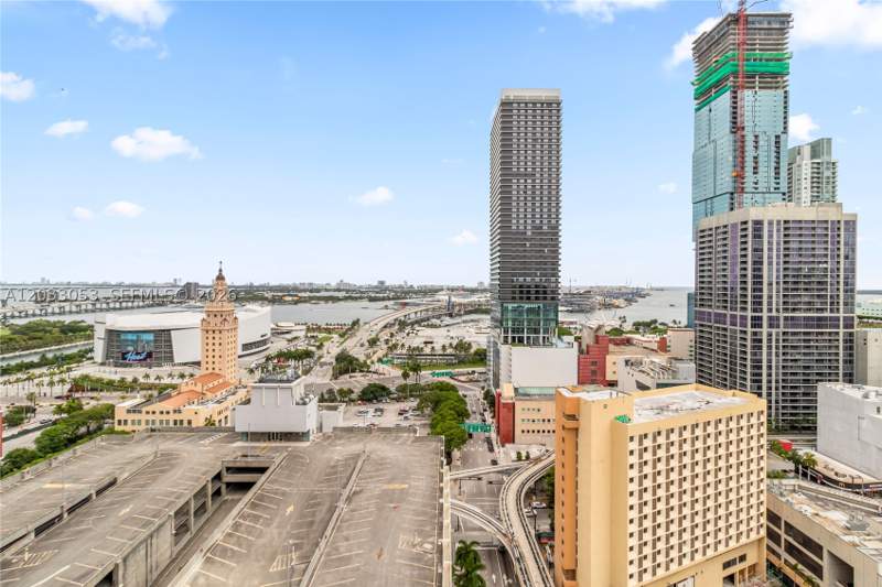2 bedroom Condominium at 121 NE 5th St 2401, 501 First Residences Condo, Miami — photo 2