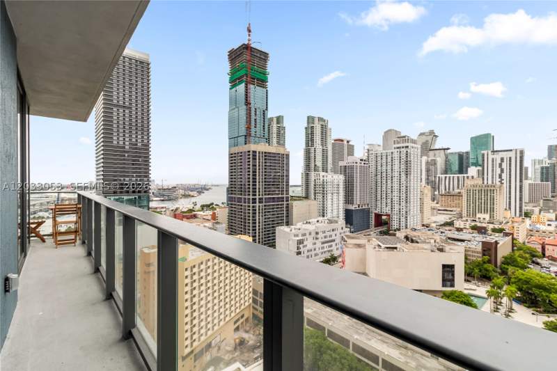 2 bedroom Condominium at 121 NE 5th St 2401, 501 First Residences Condo, Miami — photo 3