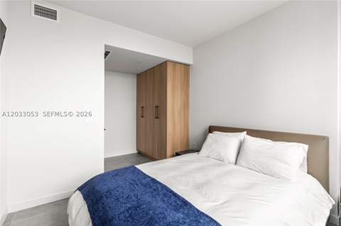 121 NE 5th St 2401, Miami FL - photo 6 of 34