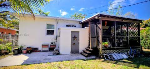 1135 NE 133 rd St, North Miami FL - photo 13 of 28