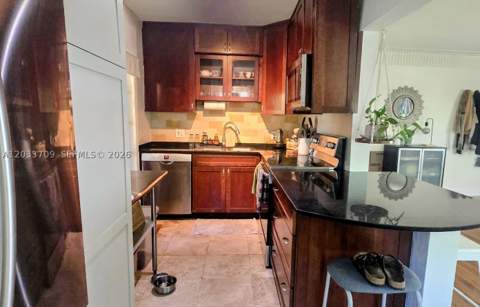 1135 NE 133 rd St, North Miami FL - photo 7 of 28