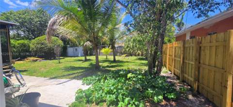 1135 NE 133 rd St, North Miami FL - photo 9 of 28