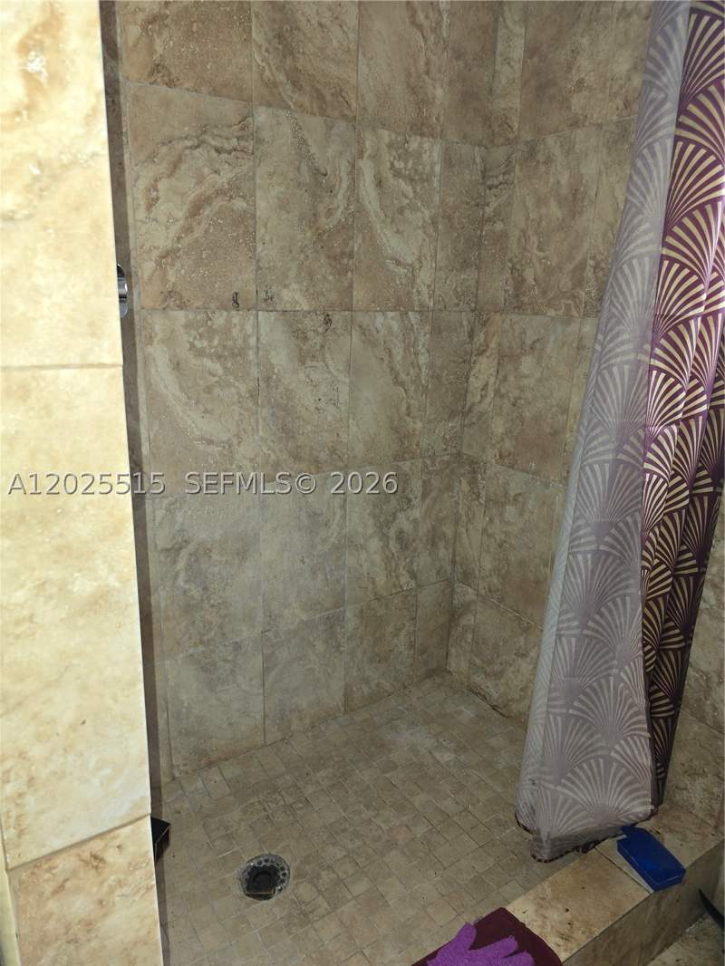 3 bedroom SingleFamilyResidence at 1166 NW 117th St, No Silver Crest Manors, Miami — photo 2