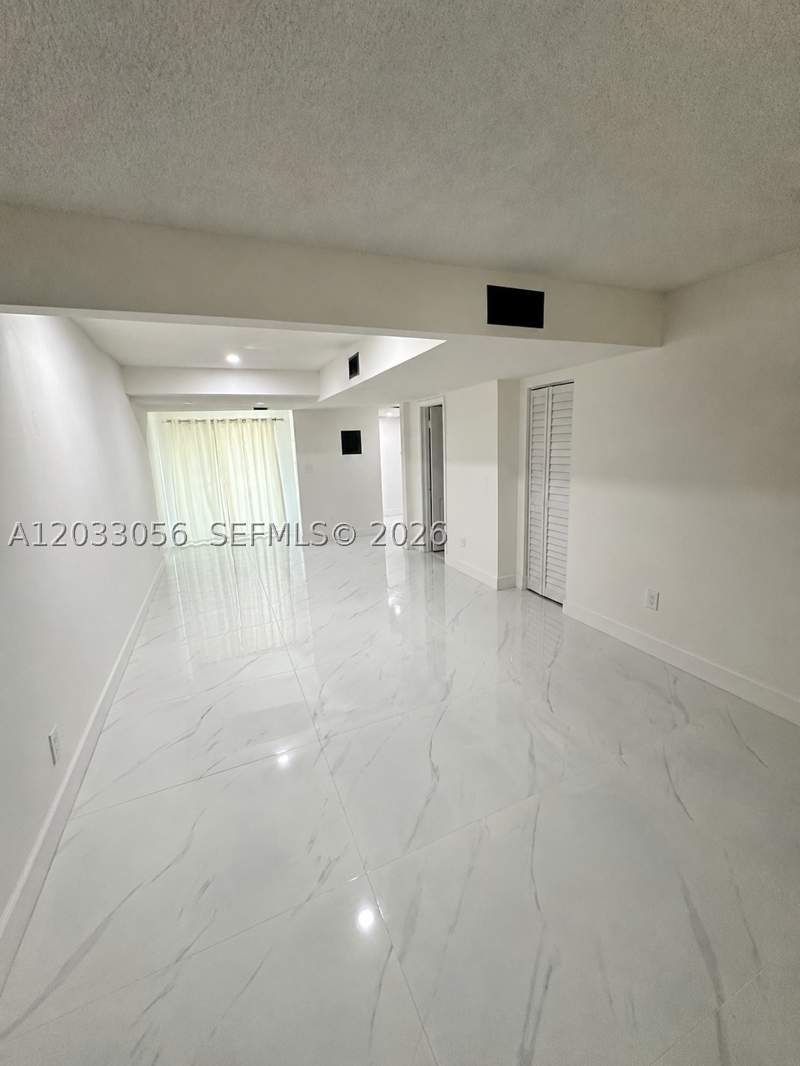 2 bedroom Condominium at 10774 N Kendall Dr G1, Spanish Trace Condo, Miami — photo 3