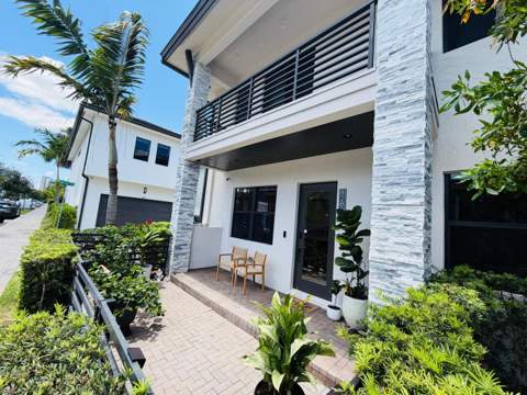 8288 NW 44th Terrace, Doral FL - photo 12 of 68