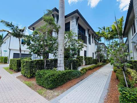 8288 NW 44th Terrace, Doral FL - photo 7 of 68