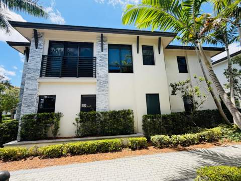 8288 NW 44th Terrace, Doral FL - photo 9 of 68