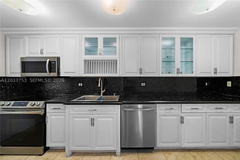 2 bedroom Condominium at 18011 Biscayne Blvd 902, Del Prado Marina, Aventura — photo 4