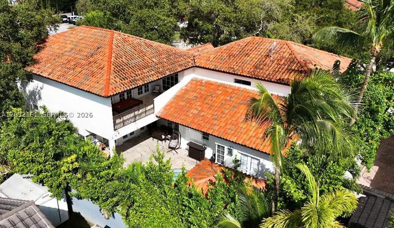 5 bedroom SingleFamilyResidence at 15106 NW 89th Ct, Alameda Northwest, Miami Lakes — photo 4