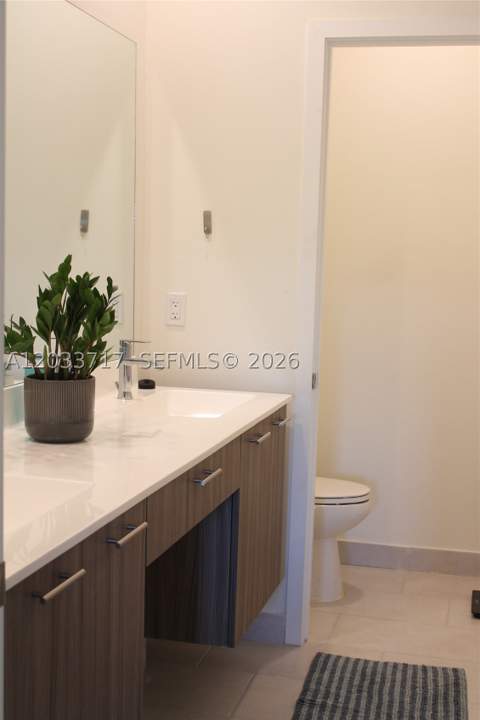 8265 NW 41 St C-110, Doral FL - photo 10 of 27