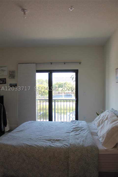 8265 NW 41 St C-110, Doral FL - photo 9 of 27