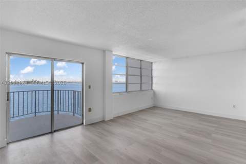 11930 N Bayshore Dr 704, North Miami FL - photo 8 of 47
