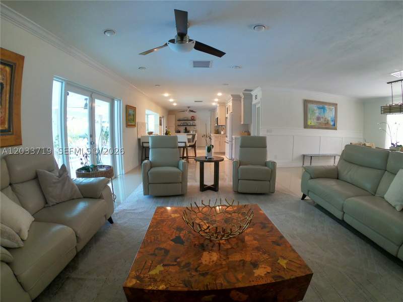 4 bedroom SingleFamilyResidence at 14500 SW 84th Ave, Paris Manor West, Palmetto Bay — photo 5