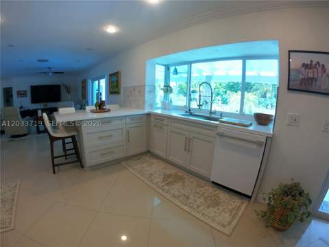 14500 SW 84th Ave, Palmetto Bay FL - photo 9 of 26