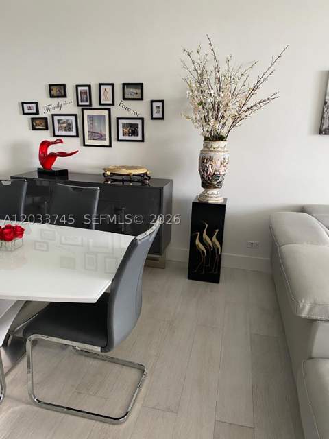 5601 Collins Ave 622, Miami Beach FL - photo 6 of 10
