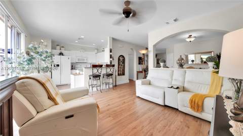 16590 SW 70th St, Miami FL - photo 11 of 53
