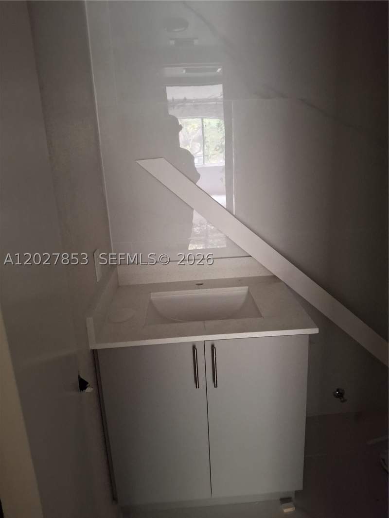 1 bedroom Condominium at 13480 NE 6th Ave 207, Zurich Condo, North Miami — photo 4