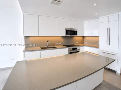 88 SW 7th St 2206, Miami FL - photo 9 of 42