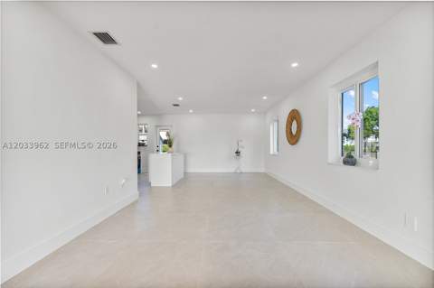 1044 NE 4th Ave, Homestead FL - photo 12 of 30