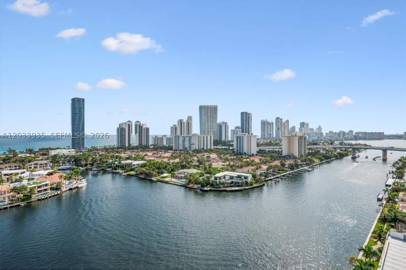 2 bedroom Condominium at 19707 Turnberry Way 20H, Turnberry Isle Condo, Aventura — photo 2