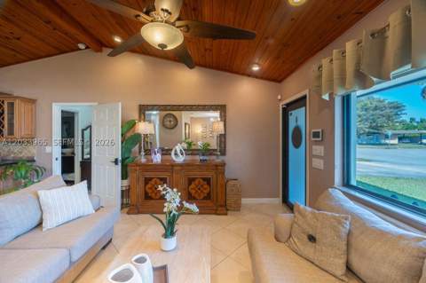 1760 NW 12th Ave, Homestead FL - photo 10 of 53