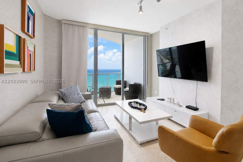 2 bedroom Condominium at 16699 Collins Ave 2906, La Perla Condo, Sunny Isles Beach — photo 3